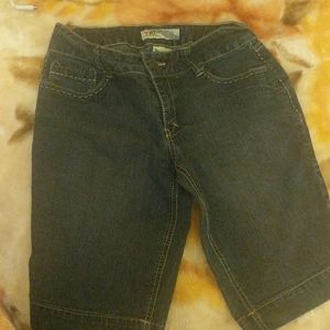 YMI Capri jeans